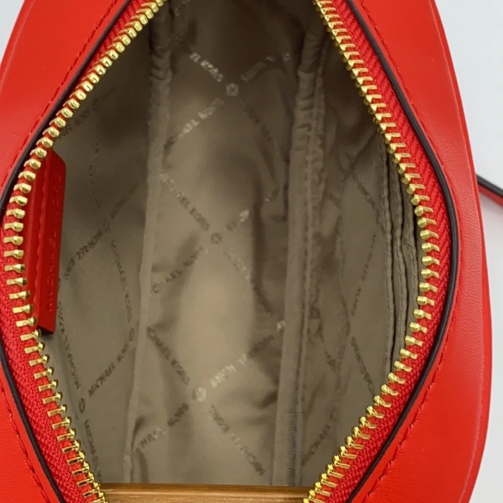 MICHAEL KORS ROSE SM OVAL CAMERA XBODY DR SANGRIA - Picture 11 of 16